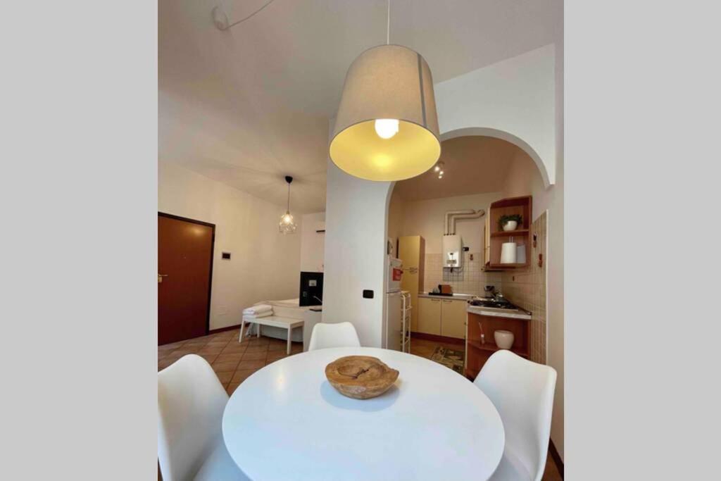 Unconventional Apartment: Centro Storico Con Bici Mantua Dış mekan fotoğraf